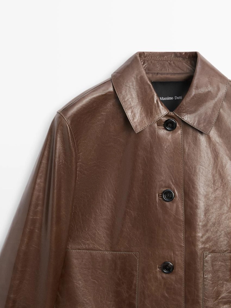 Укороченная куртка из натуральной кожи