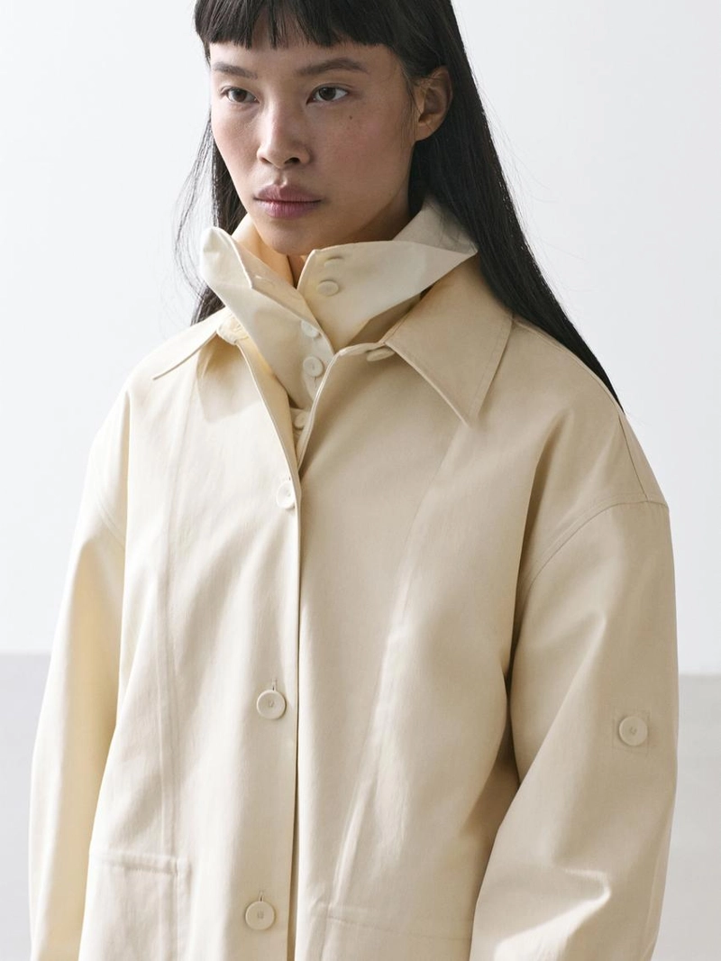 Хлопковое тренчкот с застёжкой на пуговицы