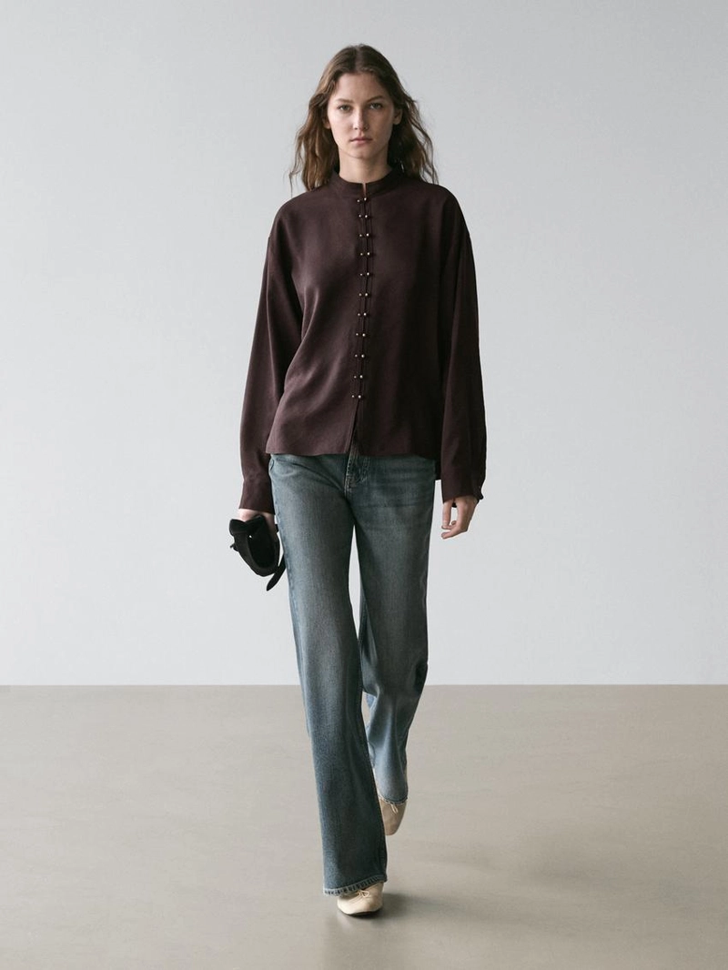 Рубашка с пуговицами и стойкой