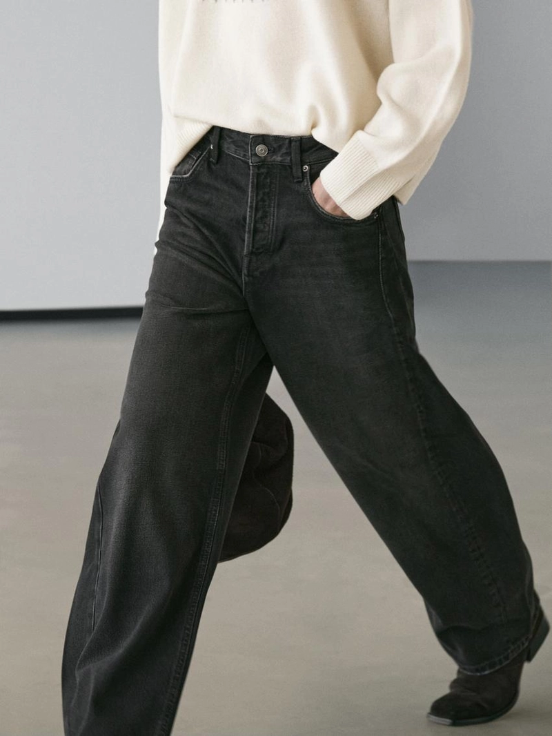 Джинсы средней посадки свободного кроя