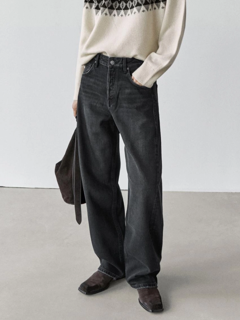 Джинсы средней посадки свободного кроя