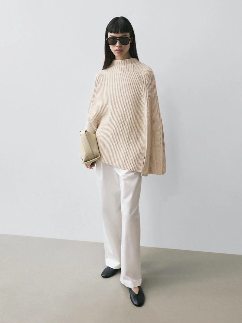 Плед-накидка с разрезами