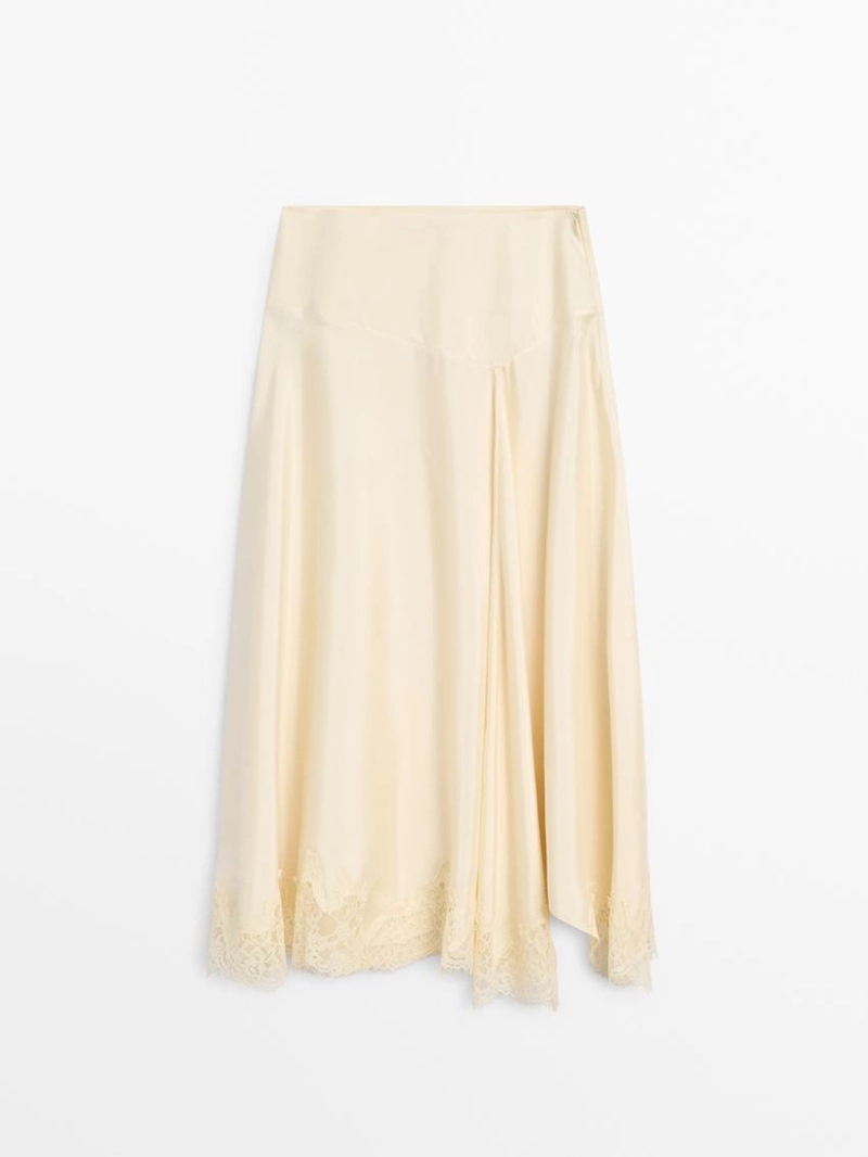 Асимметричная юбка с деталями из кружева
