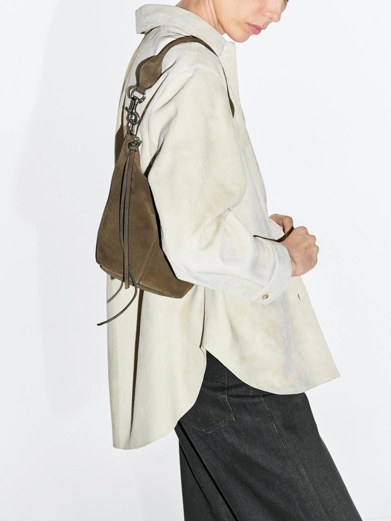 Кожаная ведро-сумка из замши