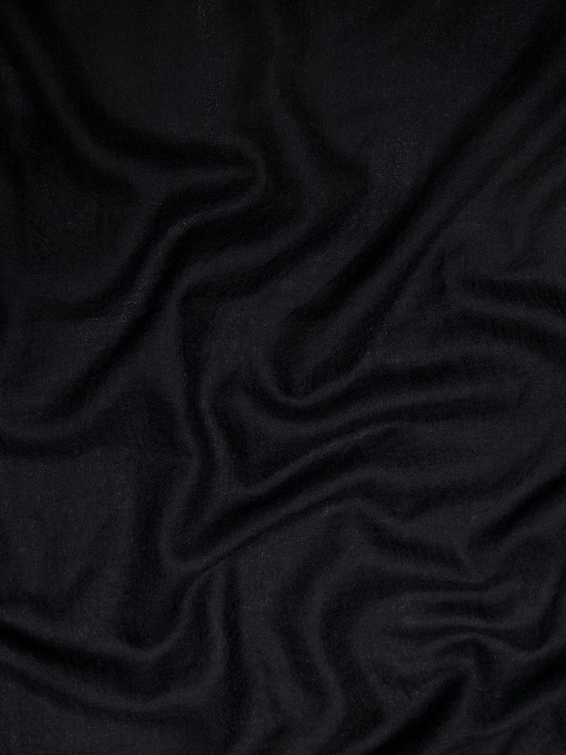 Легкий шарф из 100% шерсти