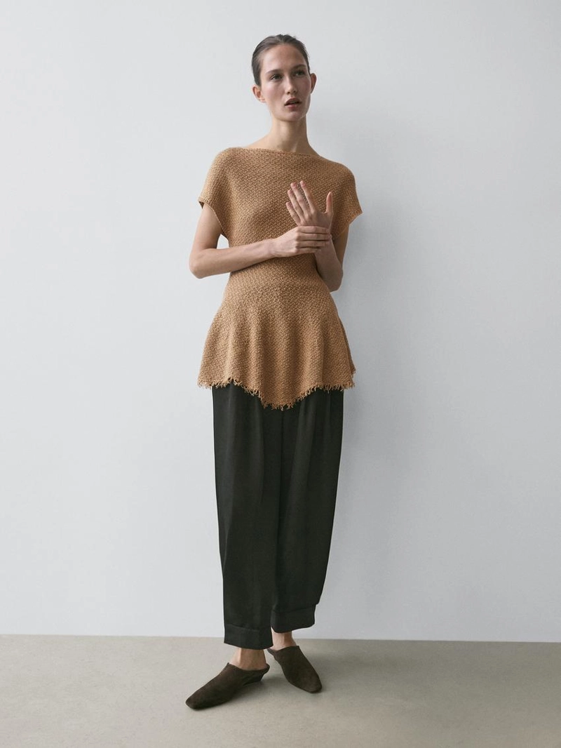 Топ из 100% льна с декоративной отделкой