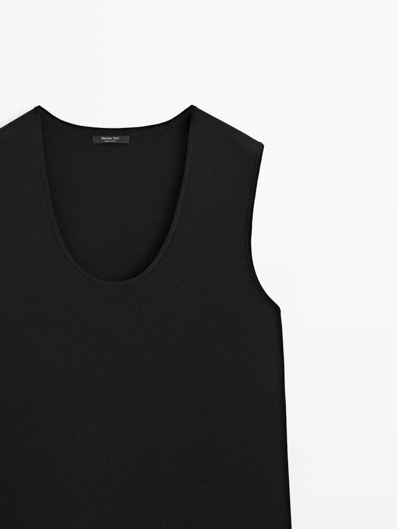 Платье мини из плотно вплетенного кружева