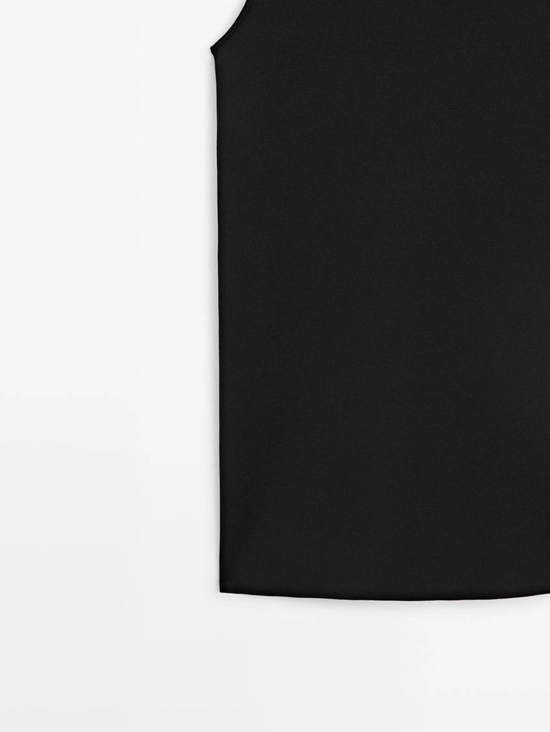 Платье мини из плотно вплетенного кружева