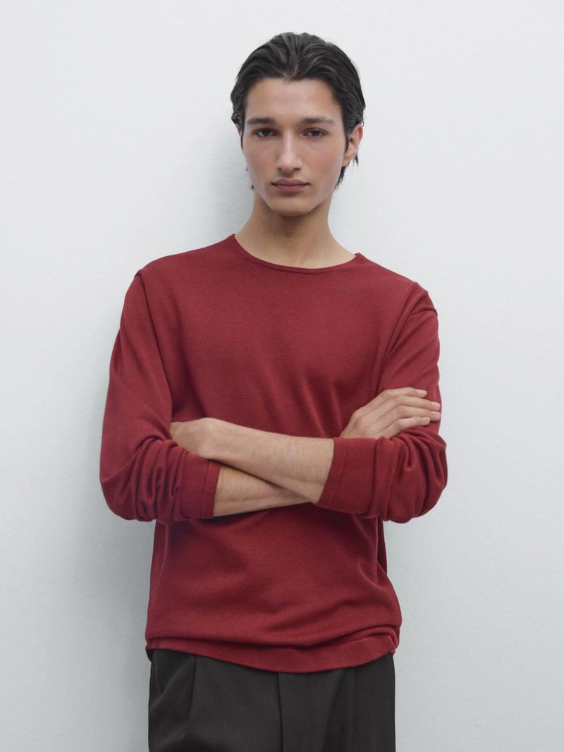 Свитер из хлопкового трикотажа с круглым вырезом