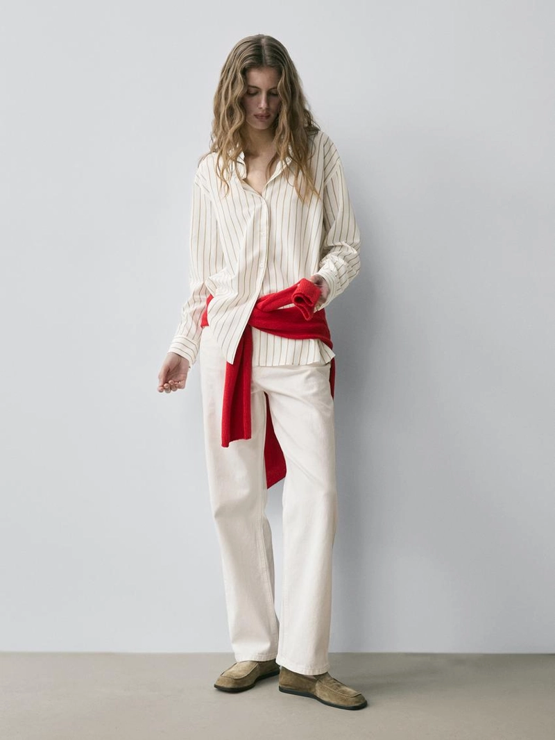 Рубашка в полоску белого цвета