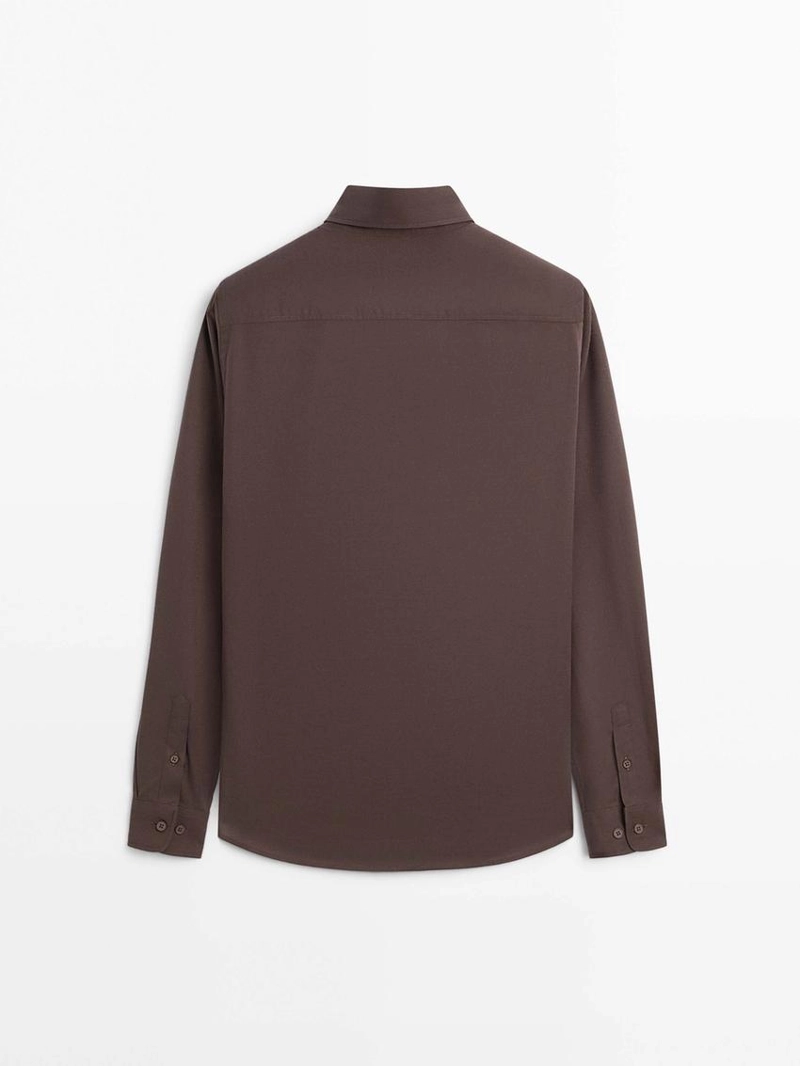 Рубашка из хлопковой ткани с регулярной посадкой