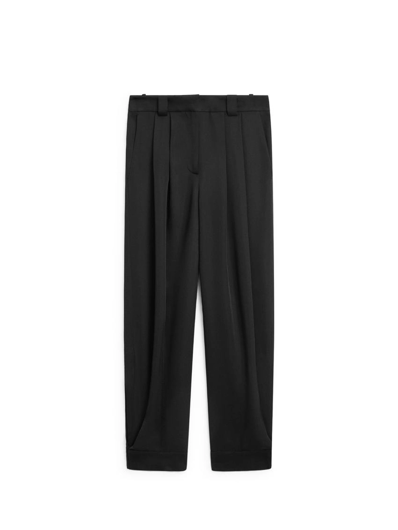 Брюки саруэль из плавного материала