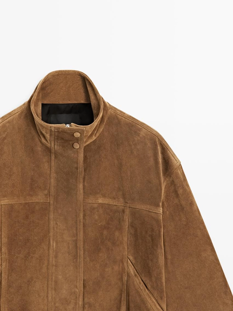 Короткая куртка из замши