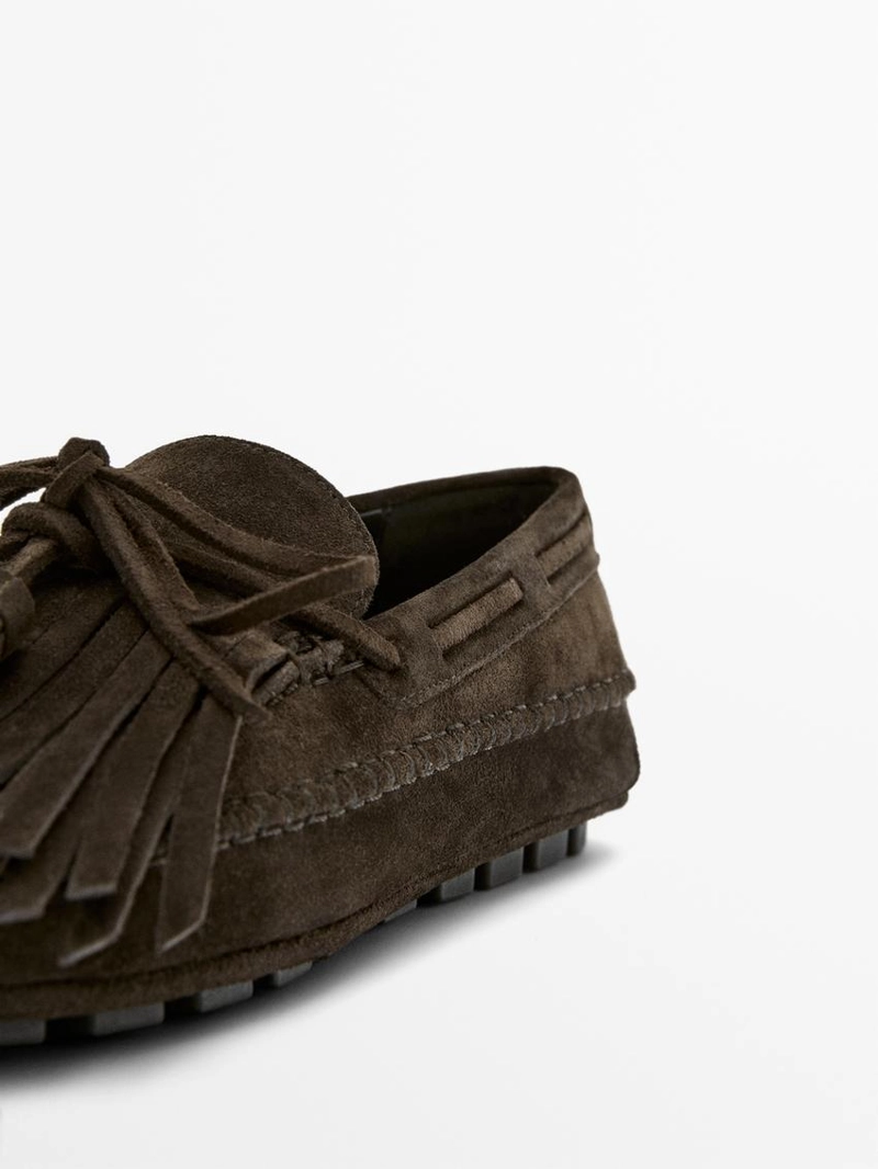 Лоферы с бахромой из замши с кисточками massimo dutti