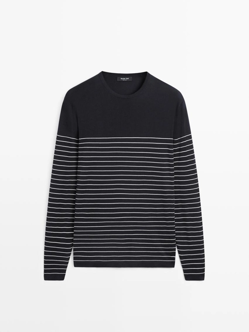 Джемпер с полосатым круглым вырезом