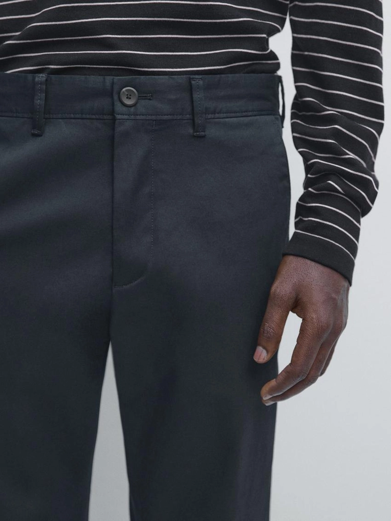 Брюки из смесового хлопка в узком крое