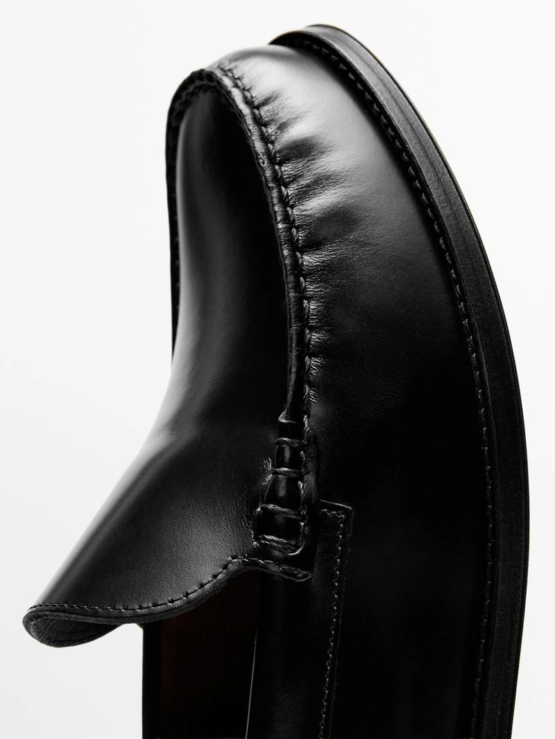 Лоферы из кожи с глянцевым покрытием