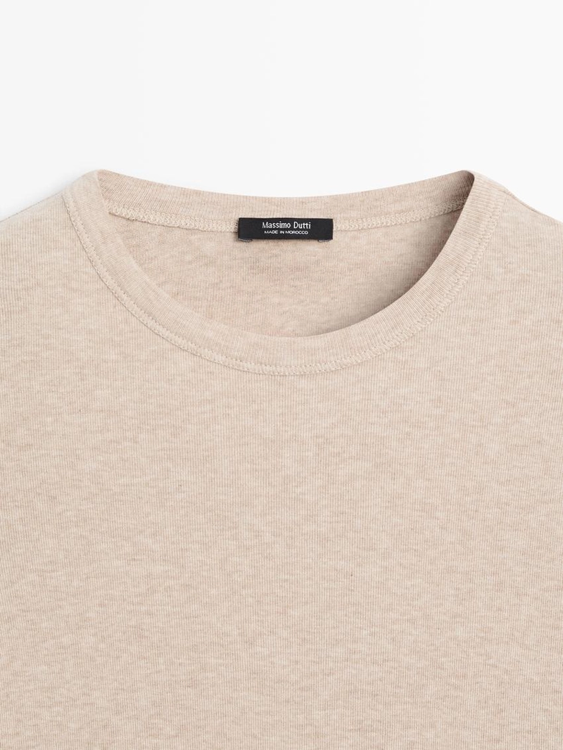 Футболка из хлопка с короткими рукавами