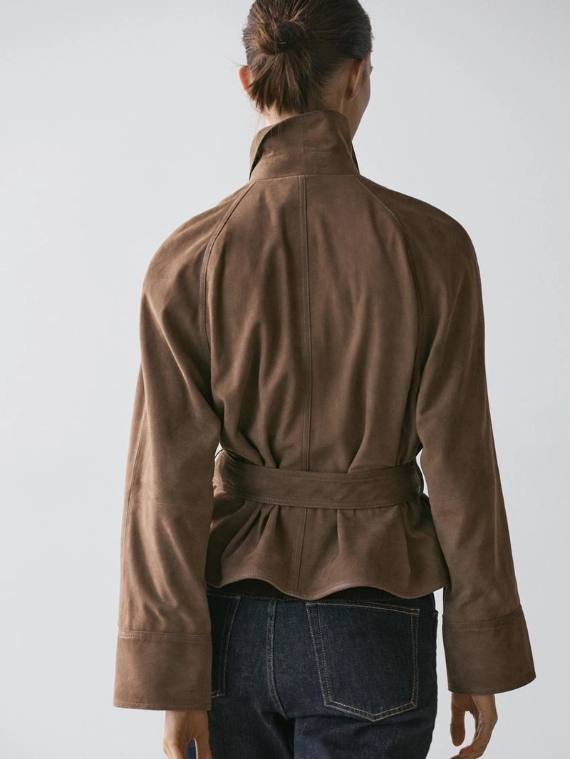 Замшевая кожаная куртка с поясом