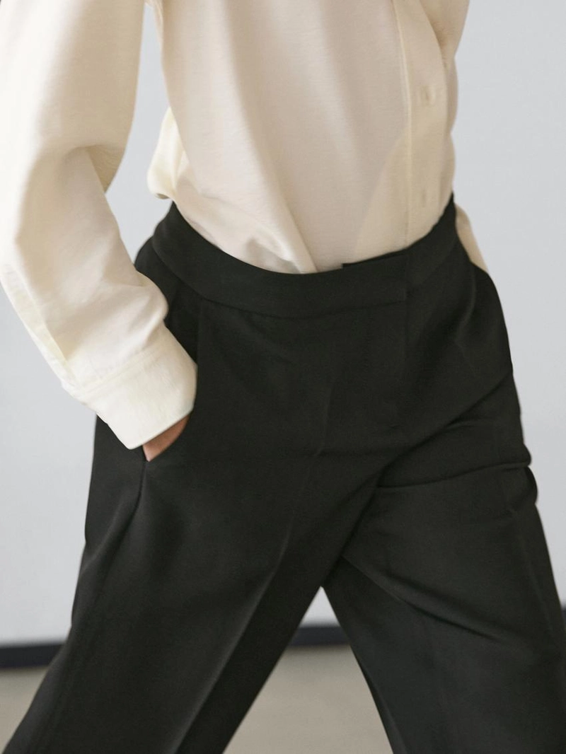 Брюки костюмные из крепа