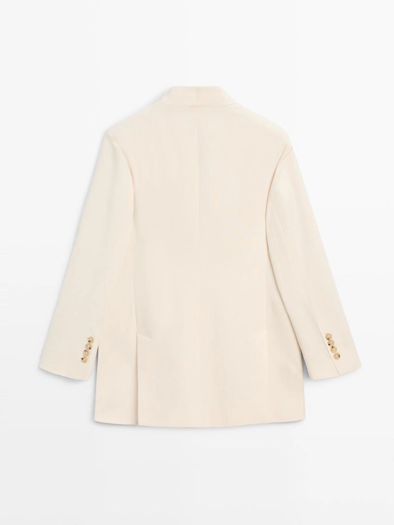 Тройка из атласа с высоким воротником