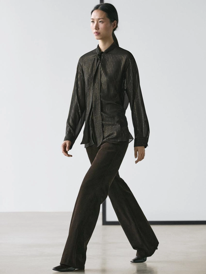 Рубашка с воротником-шарфом