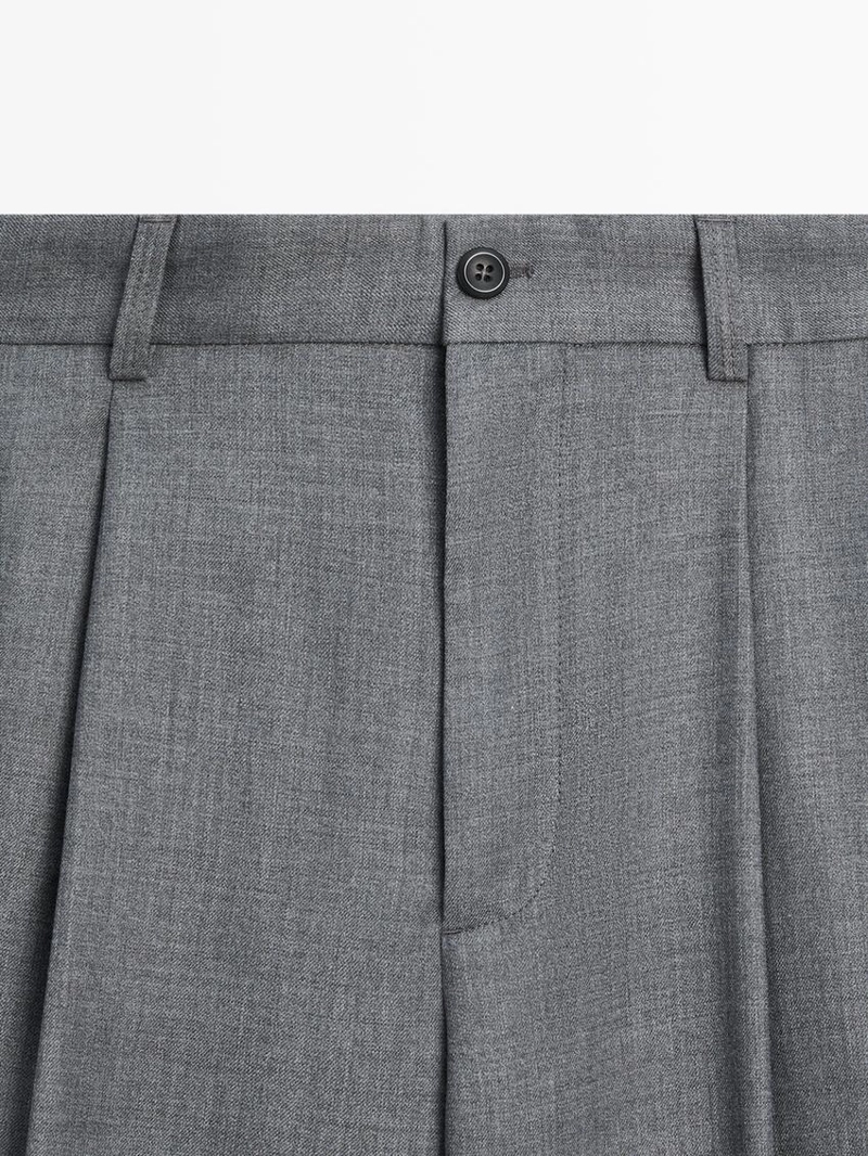 Брюки из шерсти свободного кроя с деталями вытачек