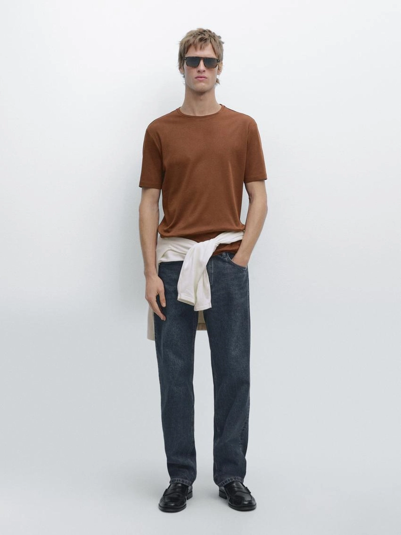 Футболка из хлопково-синтетической смеси с короткими рукавами