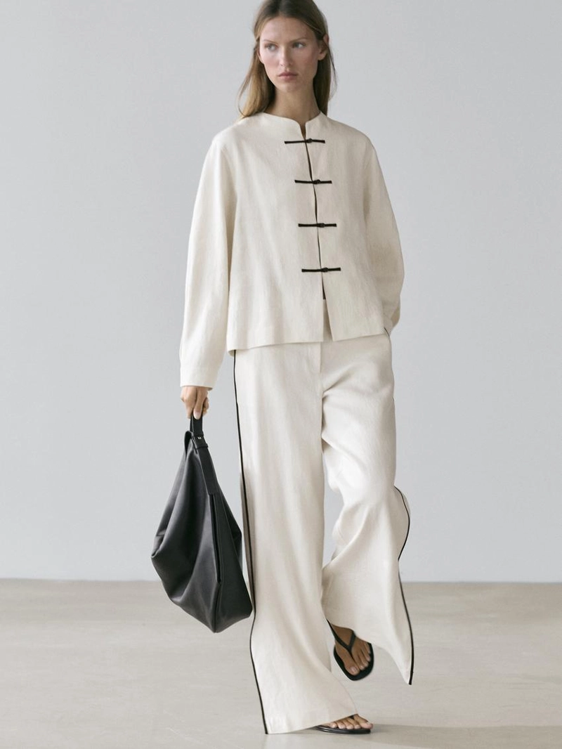 Льняная рубашка-овершерт с деталями на пуговицах