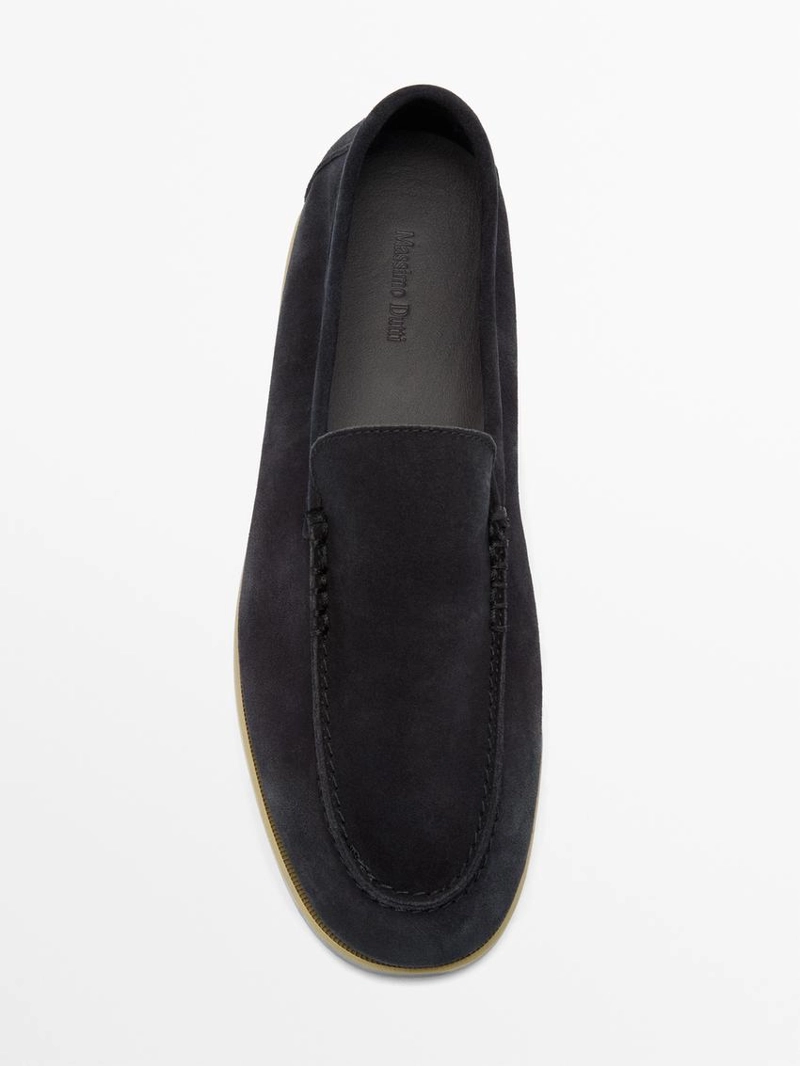 Мягкие мокасины из разделанной кожи