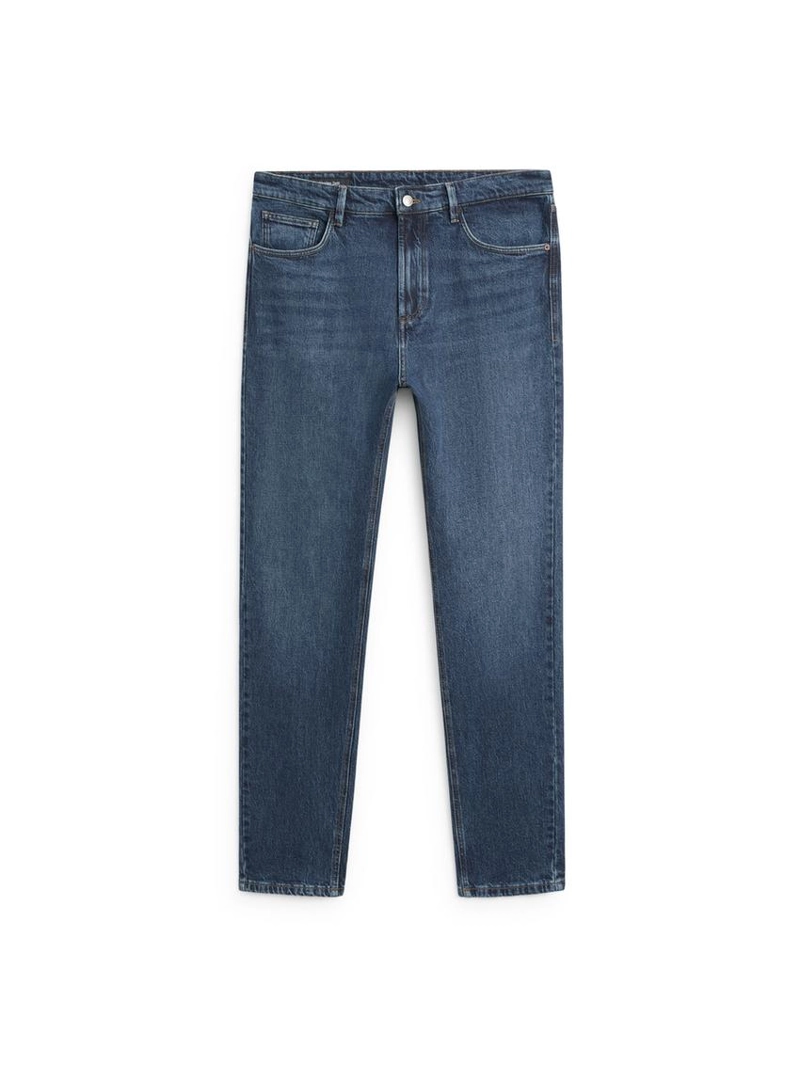 Джинсы slim fit