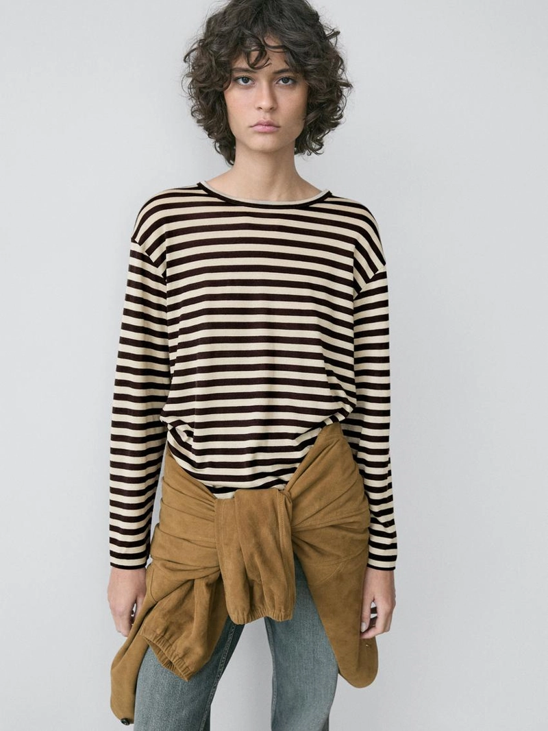 Oversize полосатая футболка с длинным рукавом
