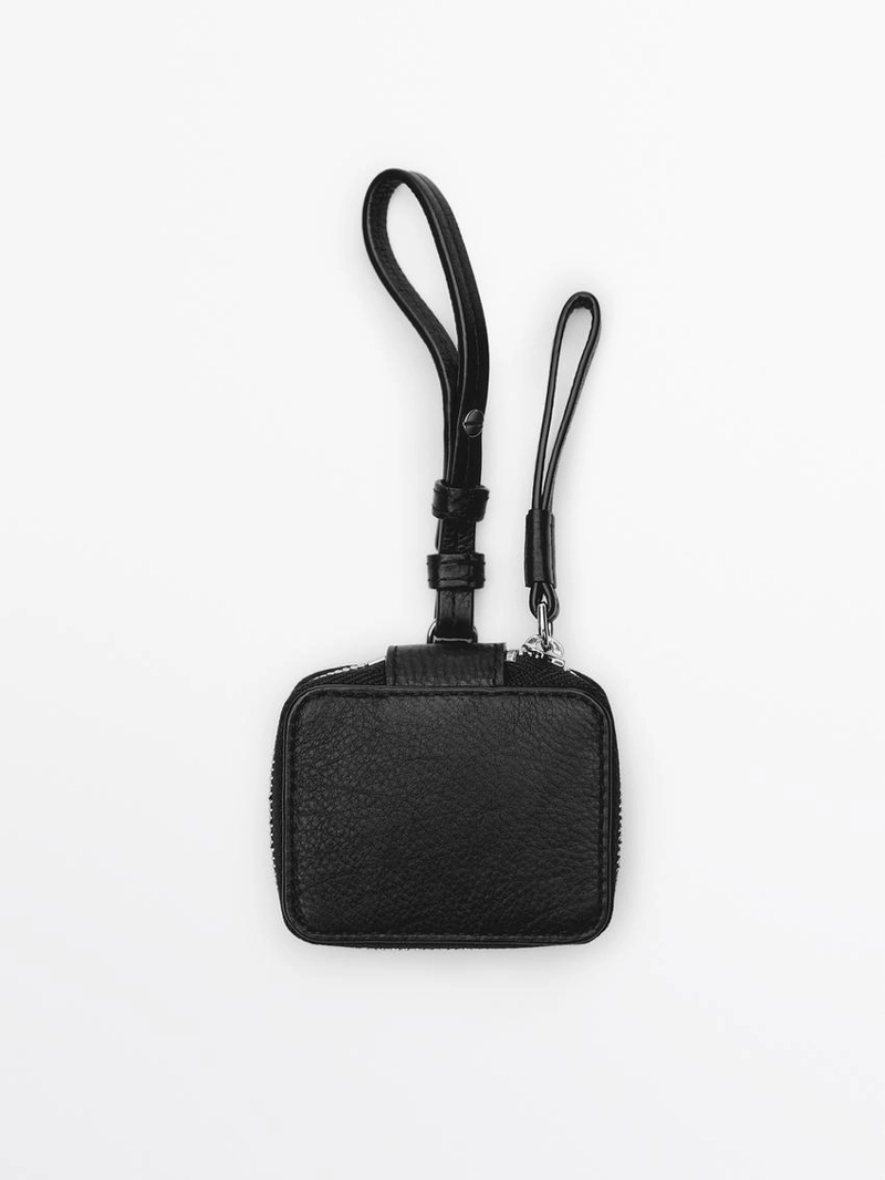 Чехол для airpods из кожи