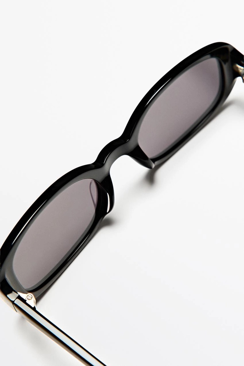 Округлые солнцезащитные очки в стиле 90-х massimo dutti