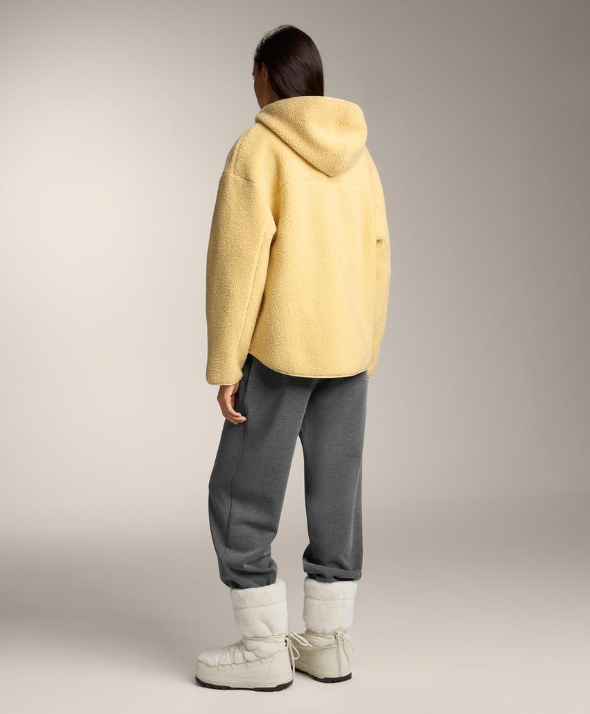 Куртка из искусственной овчины с капюшоном