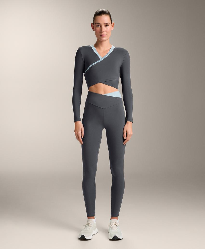 Tank top Comfortlux с длинным рукавом и контрастными деталями