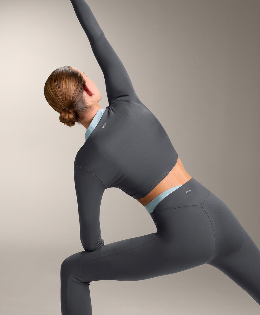 Tank top Comfortlux с длинным рукавом и контрастными деталями