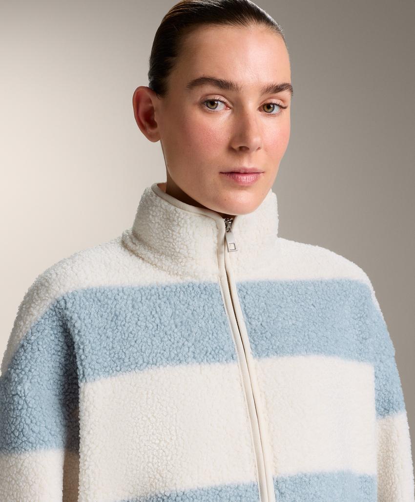 Куртка-бомбер из искусственной овчины в полоску