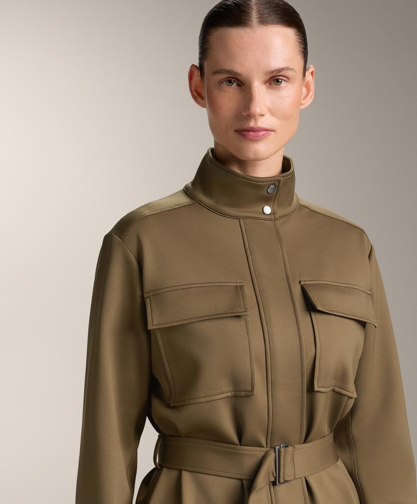 Куртка с эффектом неопрена и поясом