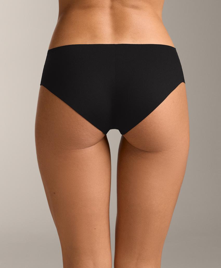 3 незаметных под одеждой трусов-хипстеров из смесового полиамида