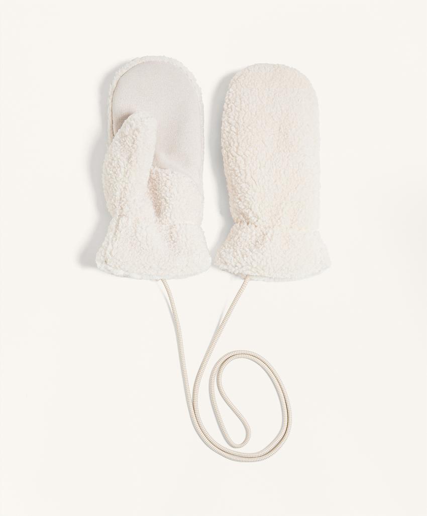 Рукавицы из искусственной овчины со шнурком