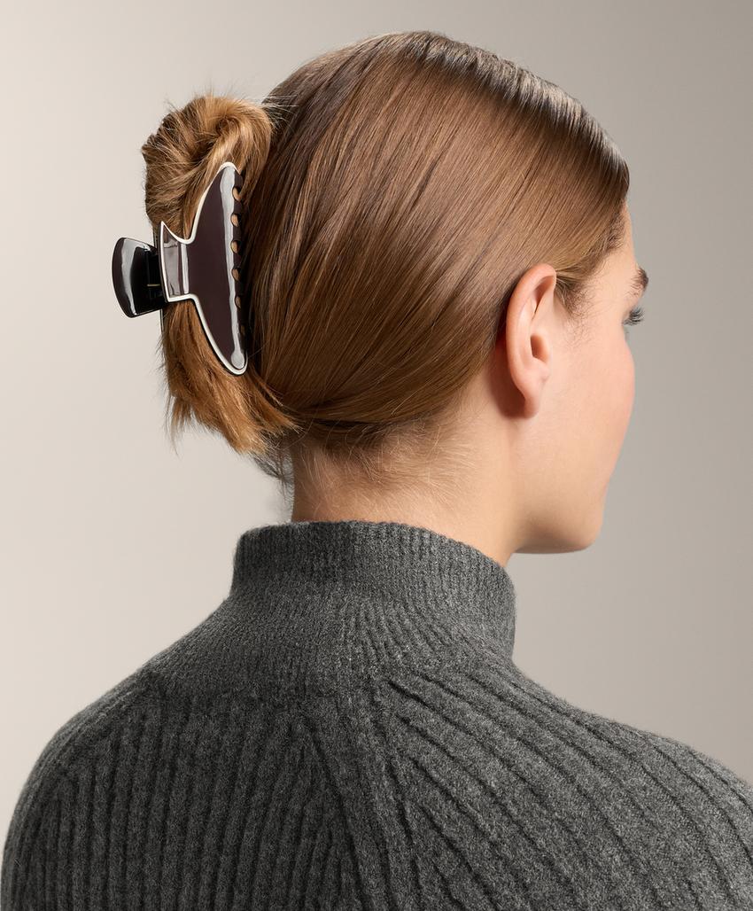 Большая заколка для волос с отделкой