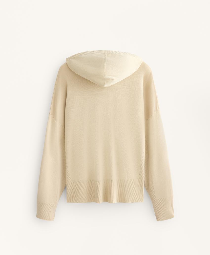 Длинная вязаная куртка с капюшоном