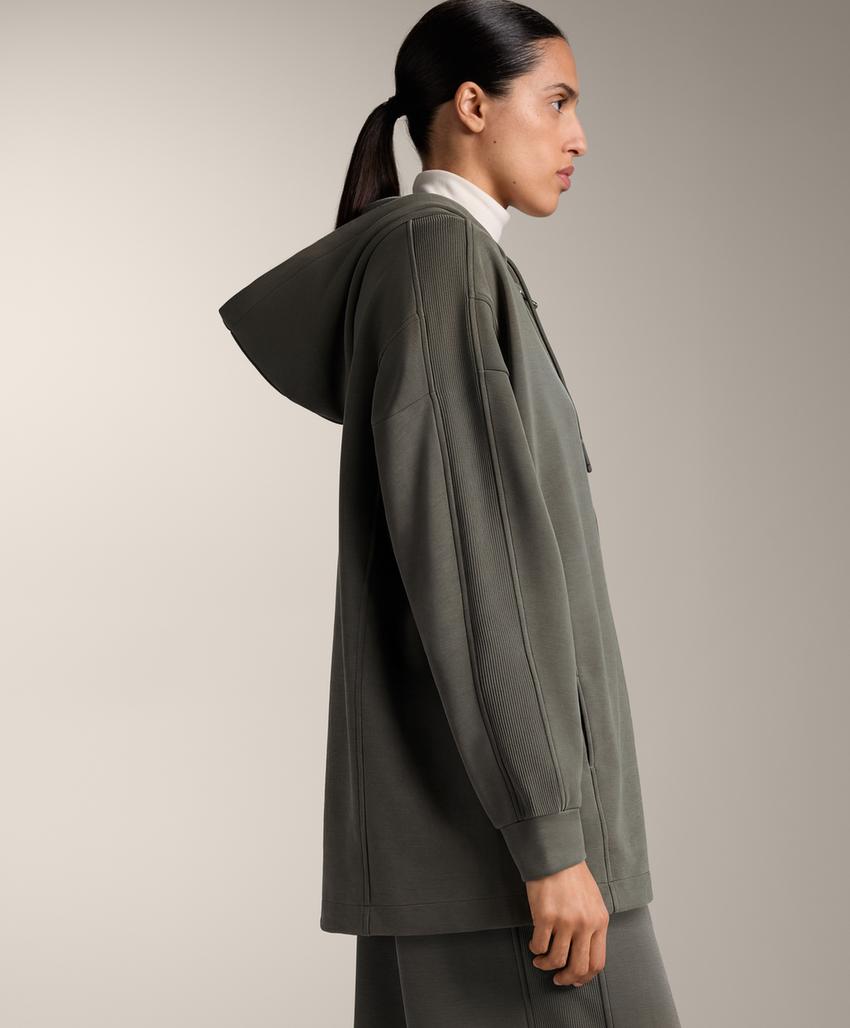 Длинная куртка с капюшоном, детали в рубчик, из модала с начесом