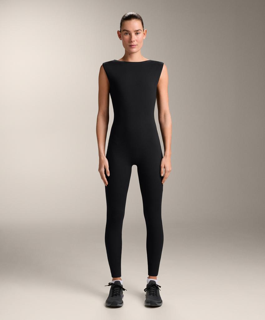 Длинный комбинезон Comfortlux с вырезом-лодочкой