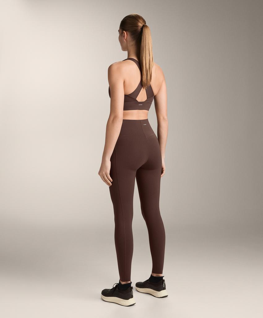 Light Touch medium-support crossover back bra