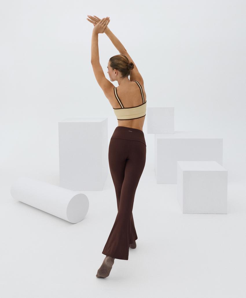 Брюки Flare High Rise Comfortlux