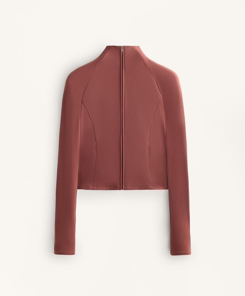 Легкая и теплая высокотехнологичная куртка