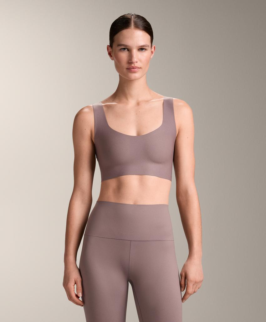 Спортивный бюстгальтер Perfect Adapt со средней степенью поддержки