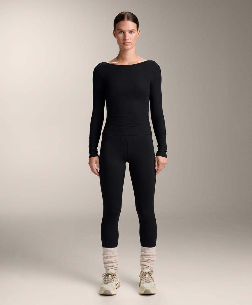 Футболка Rib с вырезом-лодочкой из смесового модала